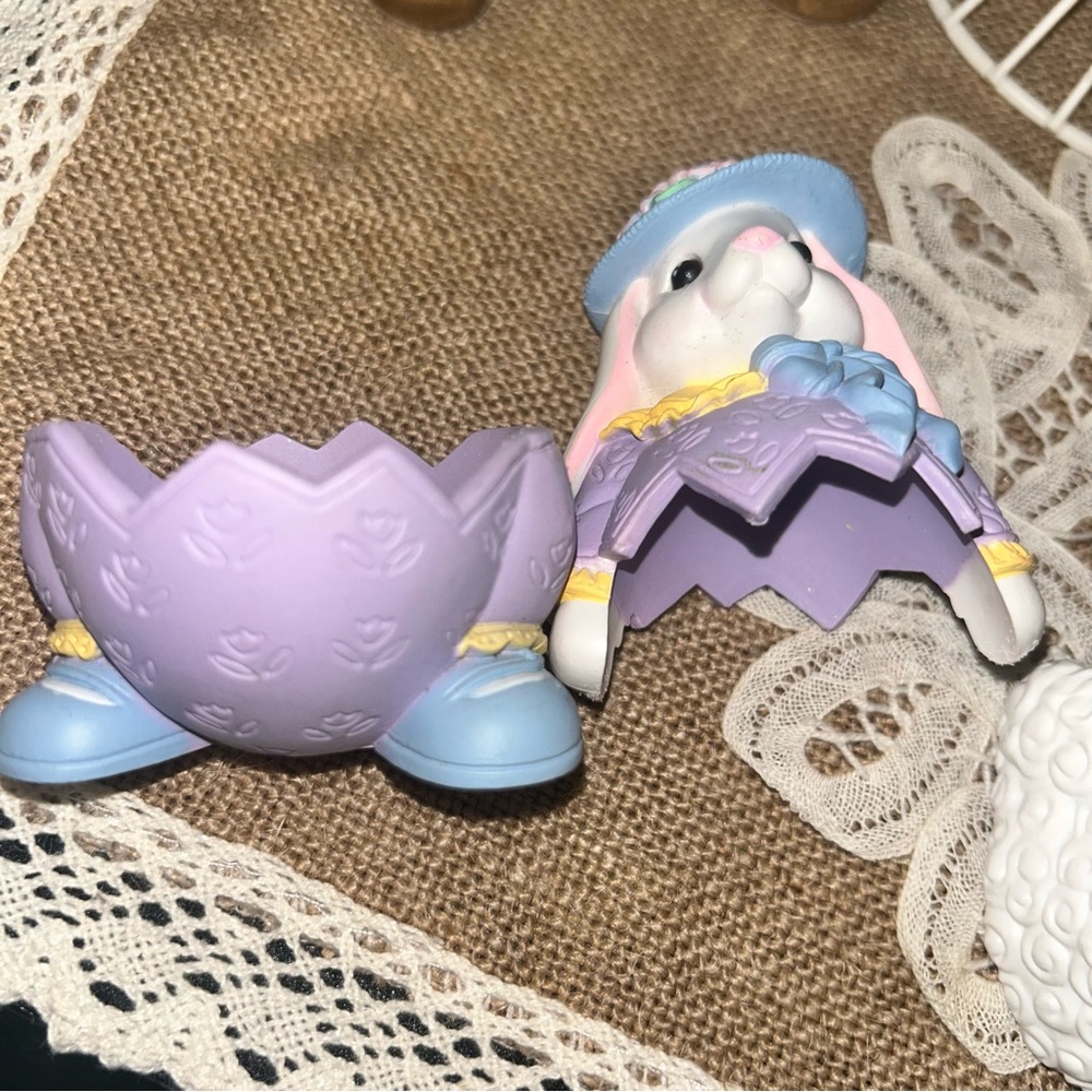 Vintage Avon 1997 Easter Egg Pals Lamb and Bunny set egg holders 4" plastic - Picture 7 of 11